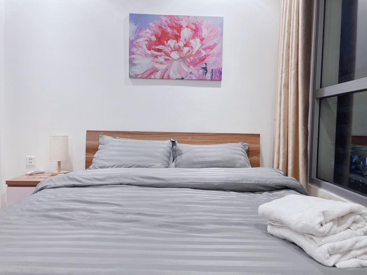 Vinhomes Time City And Parkhill Premium Apartment Hanoi Esterno foto