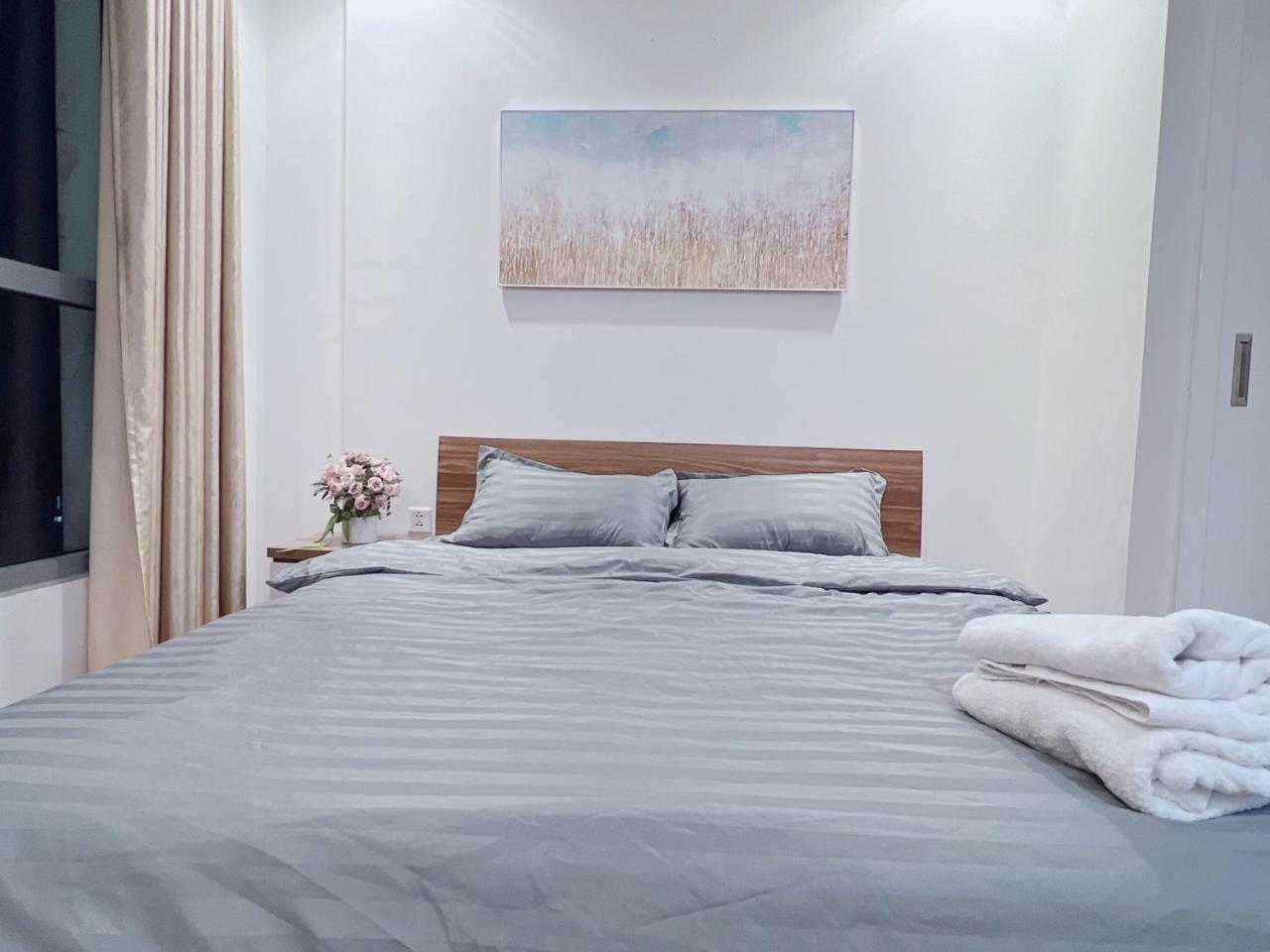Vinhomes Time City And Parkhill Premium Apartment Hanoi Esterno foto