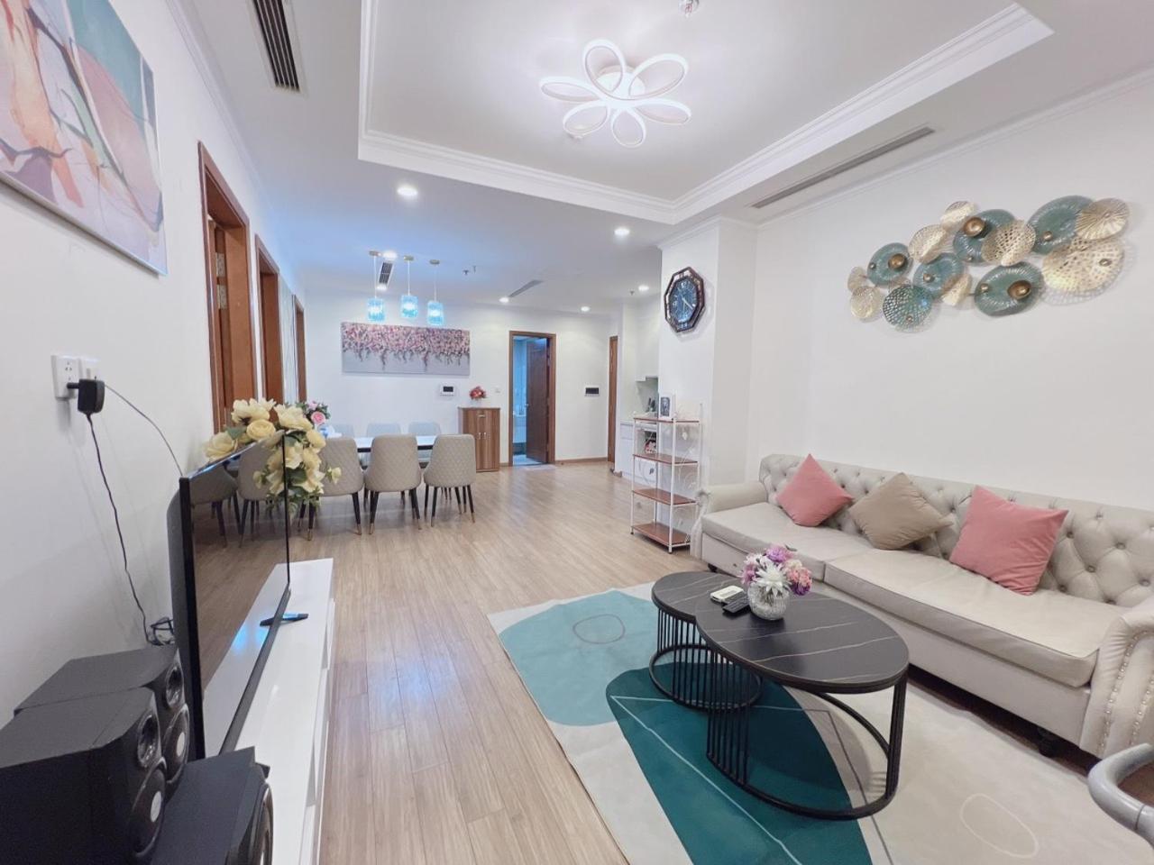 Vinhomes Time City And Parkhill Premium Apartment Hanoi Esterno foto